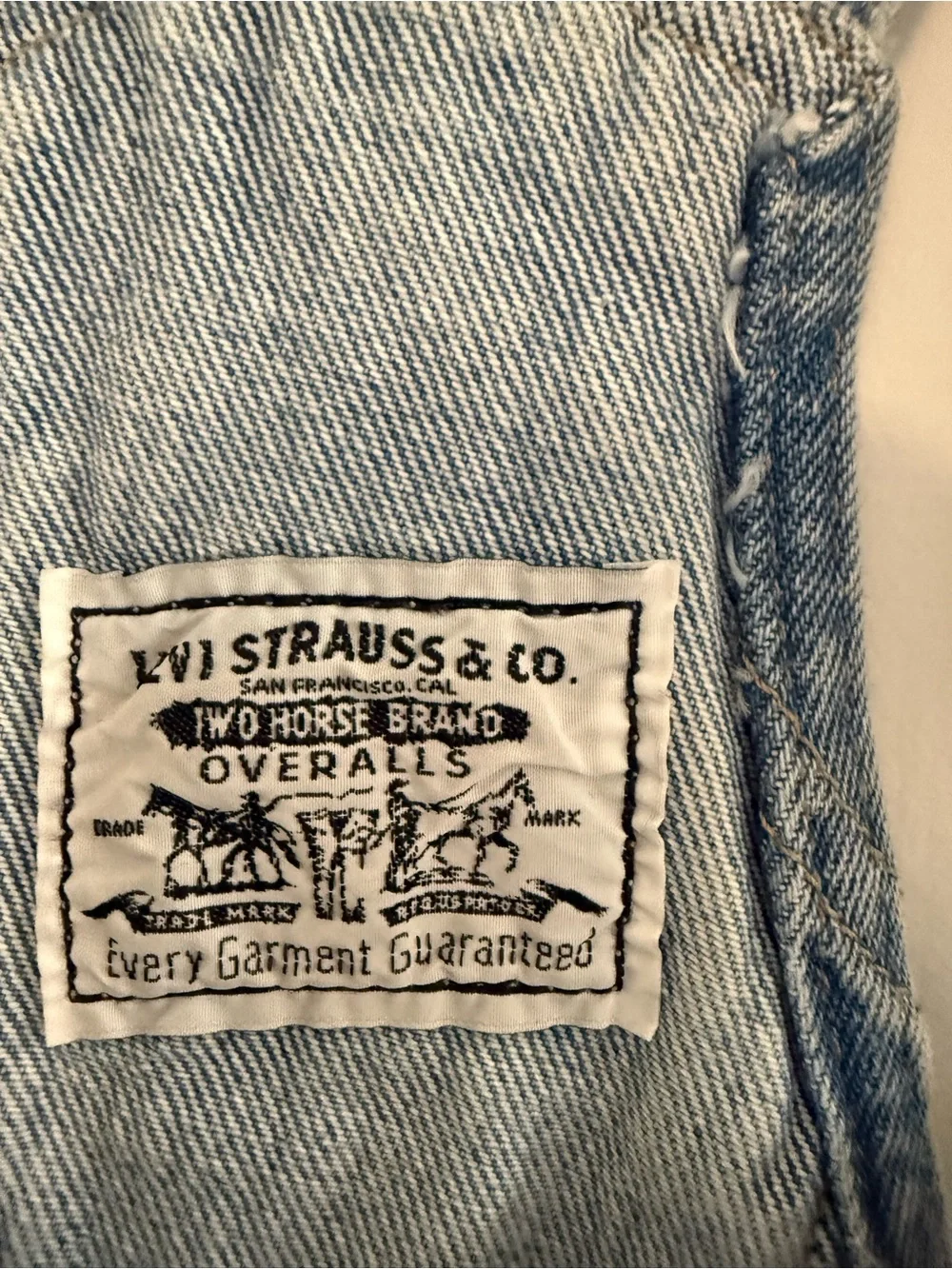 Levi’s Denim Utility Shortalls Overalls medium wash Small